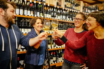 Bologna Nightlife: Savor Drinks & Bites on a Private Local Tour
