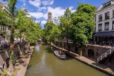 Utrecht's Historical Heartbeat: An Audio Walking Adventure