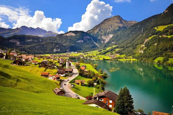 Bernese Oberland Tour: Fairytale Swiss Alps Adventure