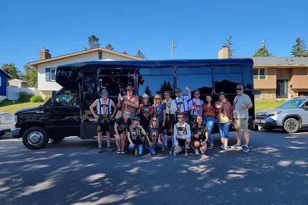 NOLA Party Bus: Music, History & Fun!