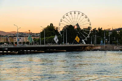 Discover Geneva's Gems: A Luxurious Private Day Tour with Photography