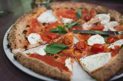 Rome by Night: Pizza, Gelato & Panoramic Car Tour