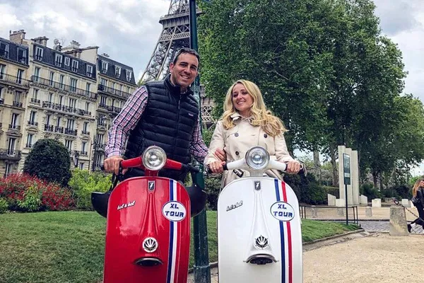 Glide Through Paris: 2-Hour Segway Tour of Iconic Sites