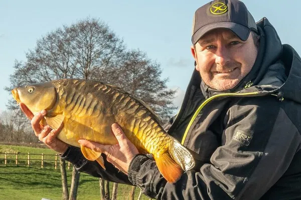 Master Angling: Personalized Fishing Lesson in East Midlands