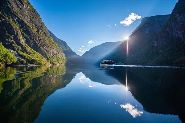 Oslo's Scenic Wonders: Private Nærøyfjord, Flåm Railway & Bergen Railway Tour