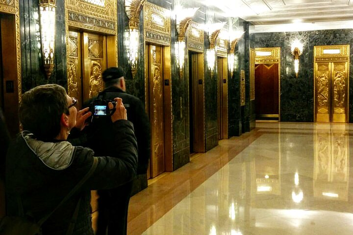 Step Back in Time: Chicago's Dazzling Art Deco Interior Walking Tour