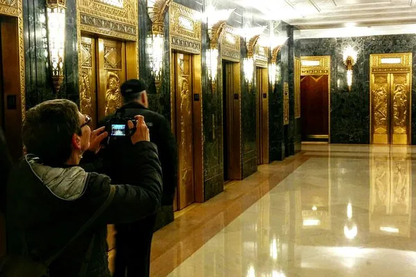 Step Back in Time: Chicago's Dazzling Art Deco Interior Walking Tour