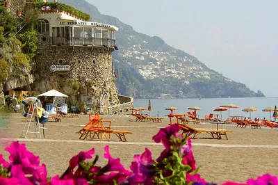 Stress-Free Positano to Rome Transfer: Luxury & Comfort Awaits!