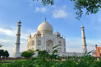 Sunrise to Sunset Majesty: A Full-Day Agra & Taj Mahal Experience