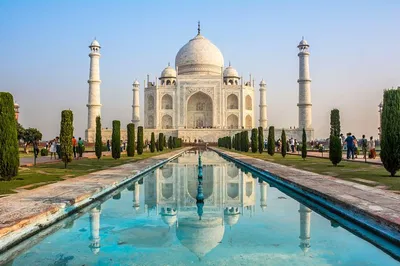 Jaipur to Delhi: A Luxurious Taj Mahal & Agra Day Tour by Train