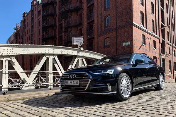 Discover Hamburg in Style: A Premium Limousine Sightseeing Tour