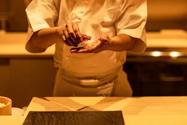 Shinjuku Tokyo Night Food Tour: Wagyu & Hidden Alleys