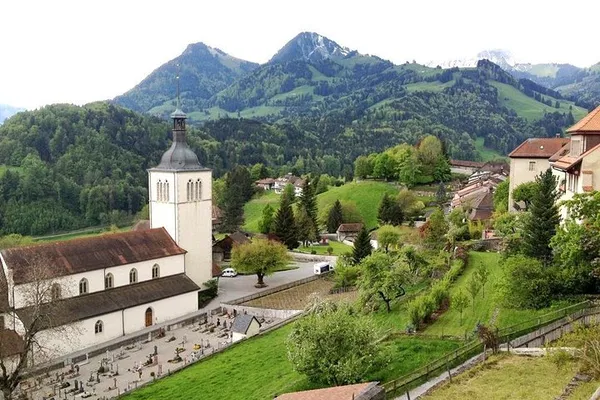 Swiss Cheese & Chocolate Tour: Private VIP Day Trip!
