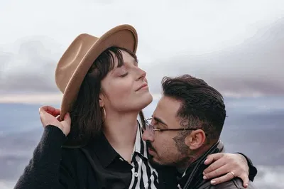 Barcelona Romance: Capture Your Love Story with a Private Photography Tour!