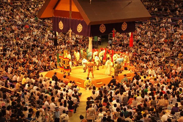 Nagoya Sumo Tournament: Culture, Tickets & Chanko Dinner!