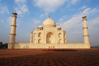 Witness Taj Mahal's Sunrise Splendor: An Unforgettable Overnight Agra Tour