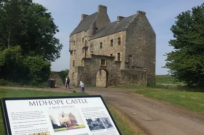 Step into 'Outlander': An Immersive Filming Location Tour from Edinburgh