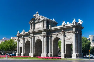 Uncover Madrid's Majesty: A Royal Palace & Historic City Private Tour