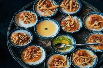 Hoi An Food Tour: Boat Trip & Lanterns