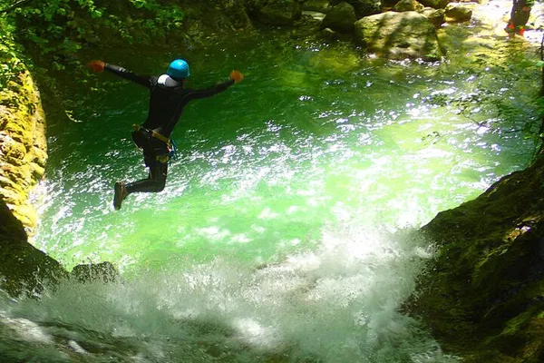 Conquer Furon Canyon: Vercors Adventure for All Skill Levels