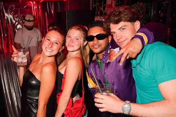 Miami Pub Crawl: Unleash Your Nightlife Adventure!