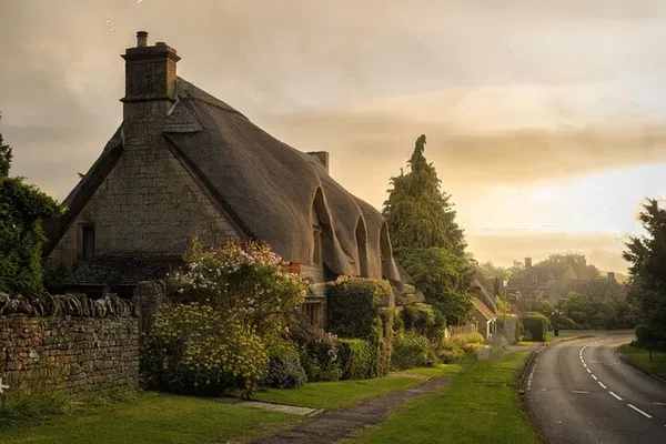 Cotswolds Private Tour: Explore England's Hidden Gems