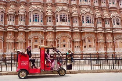 Jaipur's Pink City Rickshaw Tour: An Immersive Cultural Ride