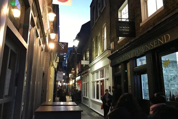 Unmasking Jack the Ripper: A Chilling Small Group Exploration in London