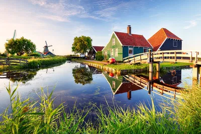 Stress-Free Transfer: Rotterdam to Groningen in Comfort