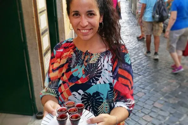 Lisbon: Alfama Food Tour - 18 Unique Tastings!