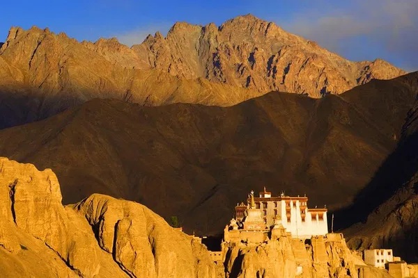 Discover Ladakh's Wonders: An Unforgettable Journey Through the Himalayas