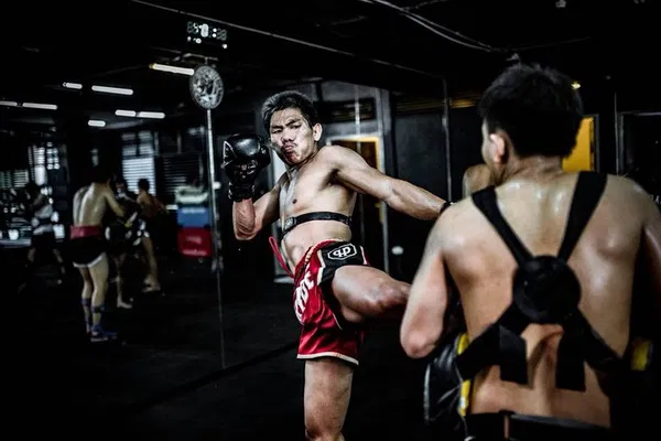 Live Like a Muay Thai Fighter in Bangkok!