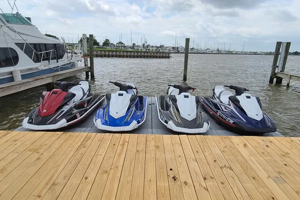 Seabrook Jet Ski Rental: Ride Clear Lake's Waves!