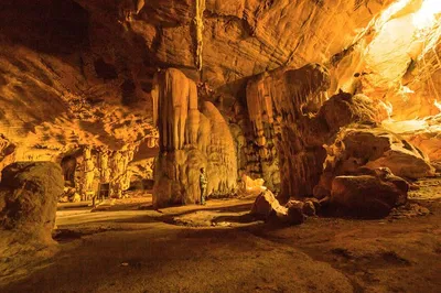 Unforgettable Fairytale: Postojna Cave & Predjama Castle Private Tour
