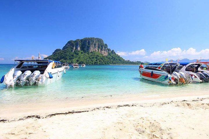 Krabi's 4 Island Speedboat Tour: Snorkel, Swim & Sunbathe!