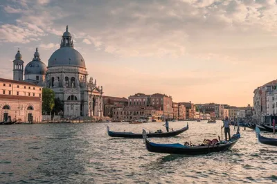 7-Day Italian VIP Tour: Art, Culture & Cuisine from Rome
