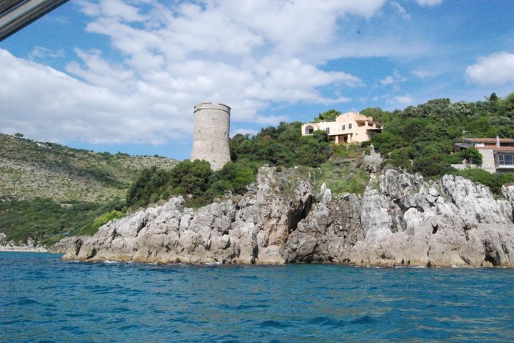 Gaeta Boat Tour: Explore Ulysses Coast Caves & Beaches