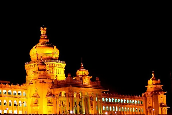 Bangalore: Private Guided City Tour - See the Best in a Day!