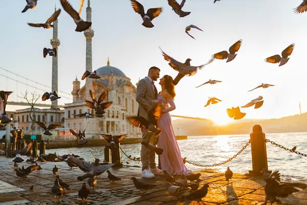 Capture Istanbul's Magic: Personalized Photography Tour