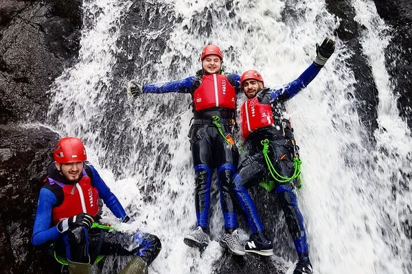 Conquer Snowdonia's Gorges: An Unforgettable Scrambling Adventure