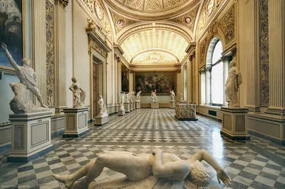 Unlock Uffizi: Private Guided Tour to Art History's Treasures