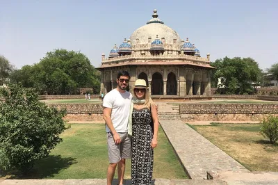 Discover Delhi's Treasures: A Personalized One-Day Adventure