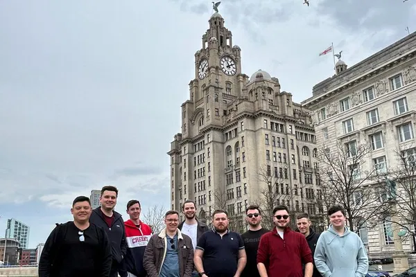 Liverpool's Icons: Brews, Views, Football & History Private Bus Tour