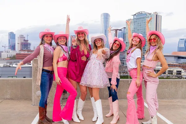 Nashville Gulch Photoshoot: Bachelorette & Birthday Glam!