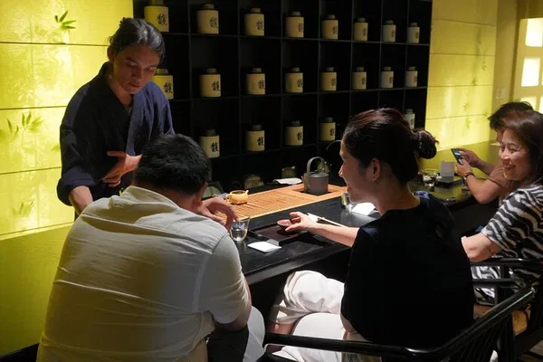 Elevated Tea Mixology: A Bespoke Cocktail Journey in Ho Chi Minh