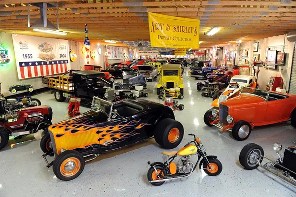Step Back in Time: Nostalgia Street Rods Museum - Vegas Auto Haven!