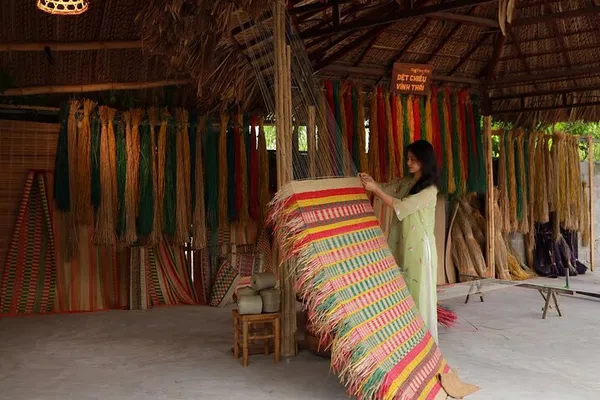 Nha Trang Ao Dai Experience: Capture Vietnam's Essence in Style!