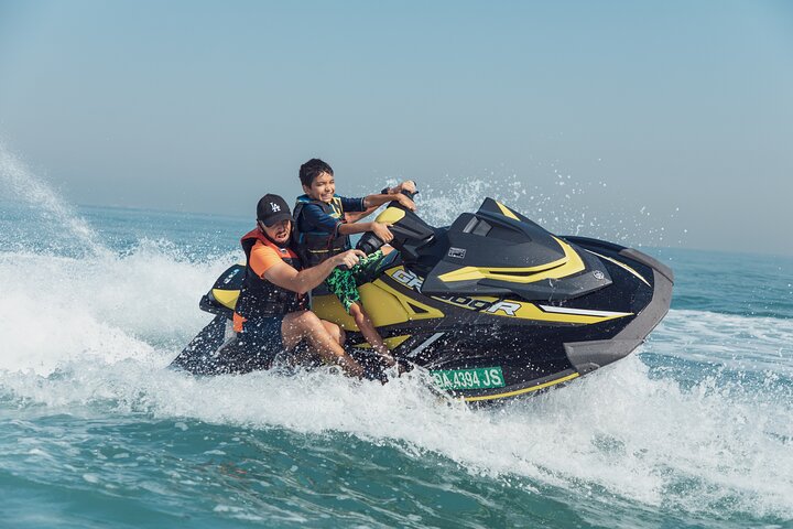 Jet Ski Burj Al Arab: Thrilling 30-Min Ride