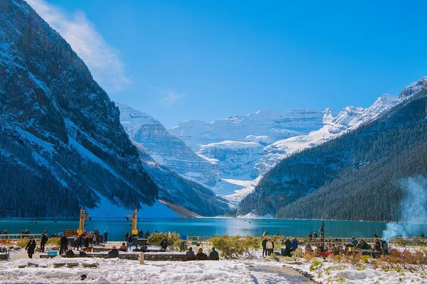 Moraine & Louise: Guaranteed Visit Half-Day Tour