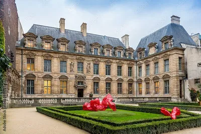 Marais Walking Tour: Uncover Paris's Hidden Gems